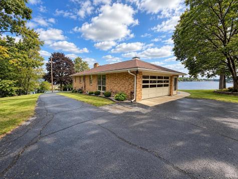4024 N West Shafer Drive Monticello IN 47960