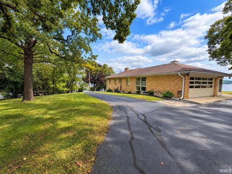 4024 N West Shafer Drive Monticello IN 47960