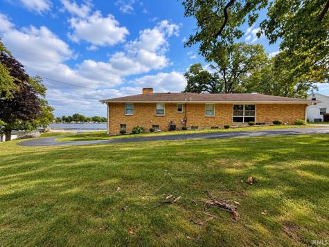 4024 N West Shafer Drive Monticello IN 47960