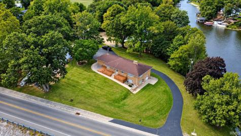 4024 N West Shafer Drive Monticello IN 47960