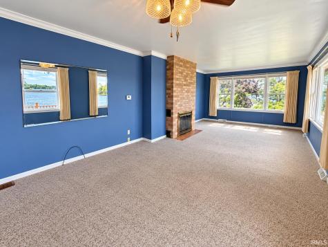 4024 N West Shafer Drive Monticello IN 47960