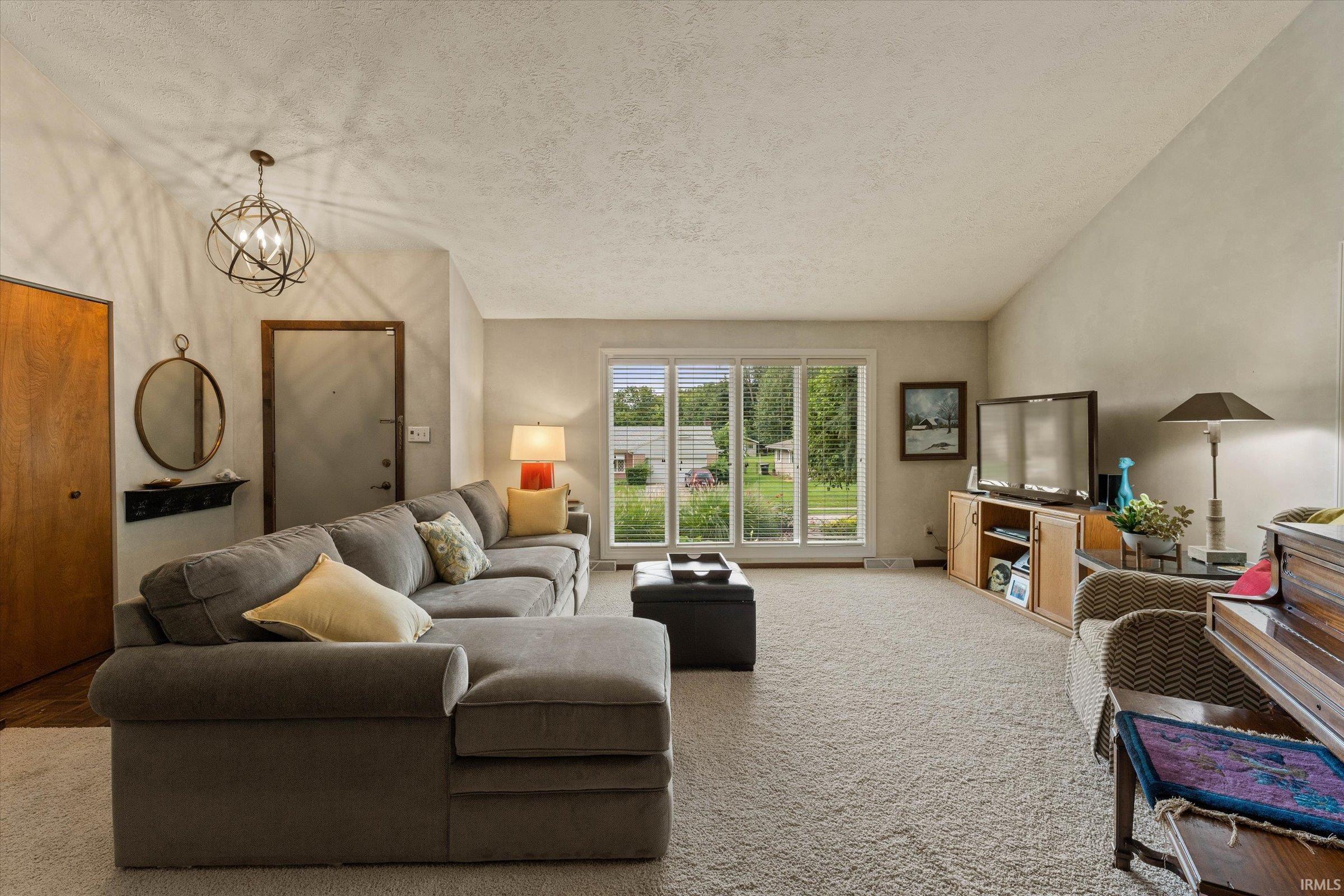 1238 Echo Drive South Bend IN 46614