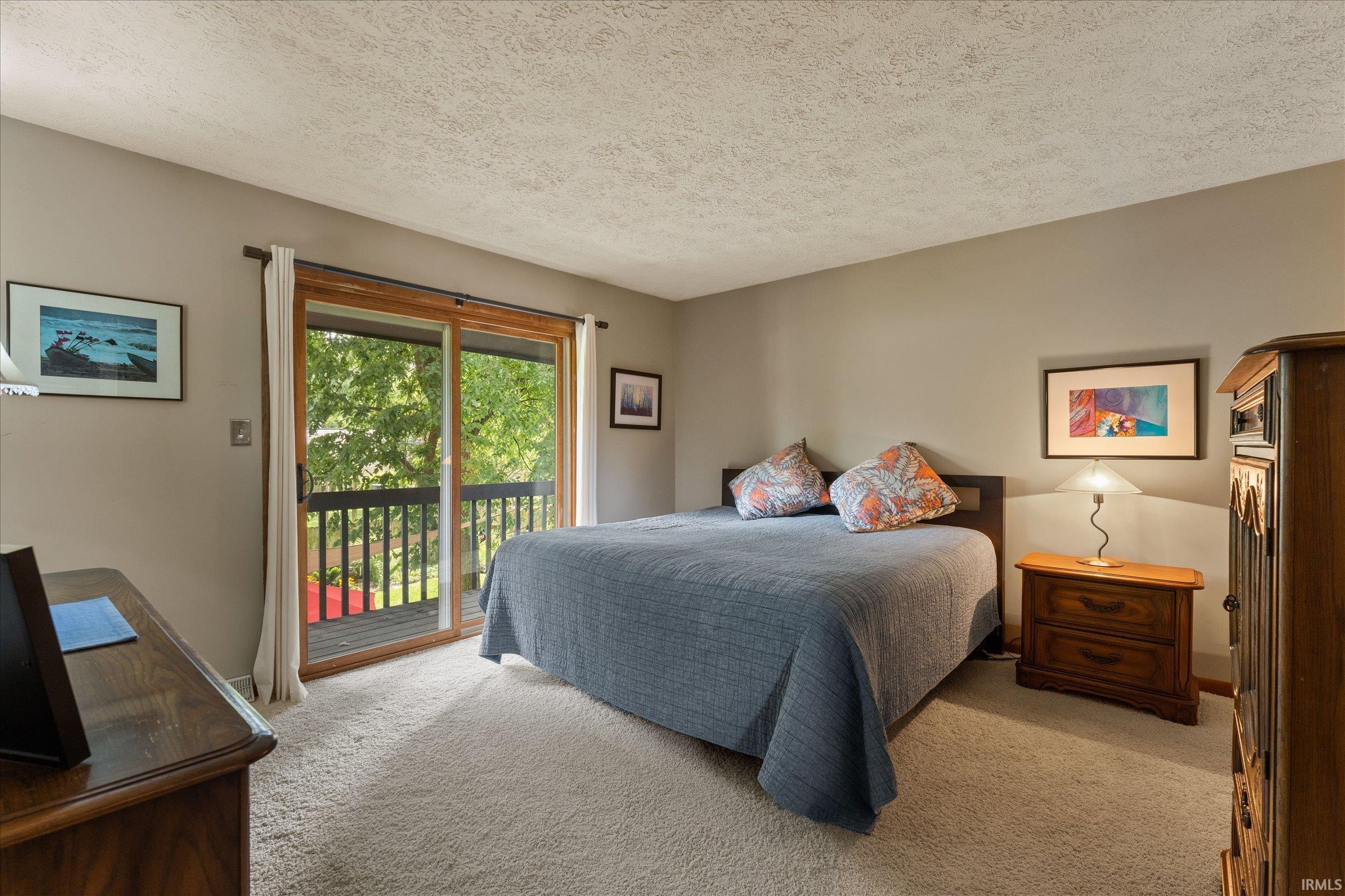 1238 Echo Drive South Bend IN 46614