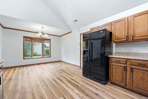 9220 White Shell Drive Fort Wayne IN 46804