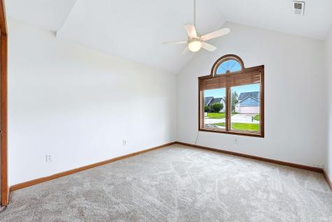 9220 White Shell Drive Fort Wayne IN 46804