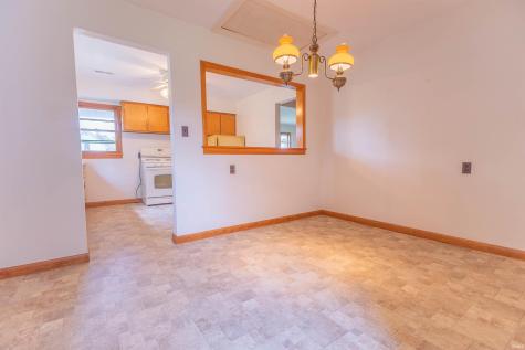 103 N Foster Avenue Albany IN 47320
