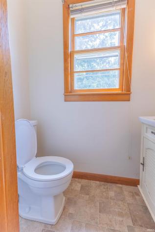 103 N Foster Avenue Albany IN 47320