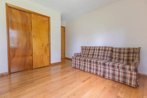 103 N Foster Avenue Albany IN 47320