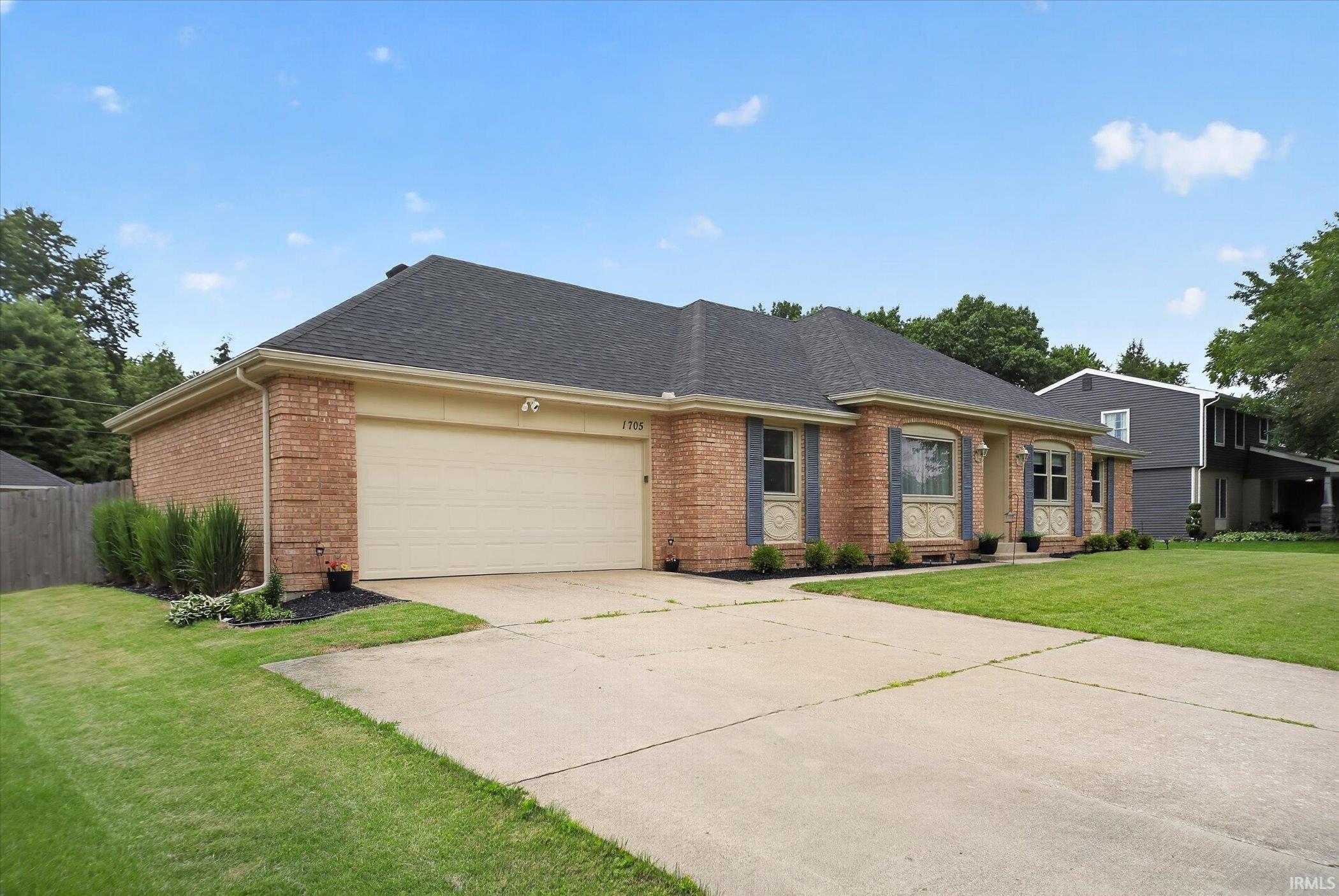 1705 Brookwood Drive Elkhart IN 46514