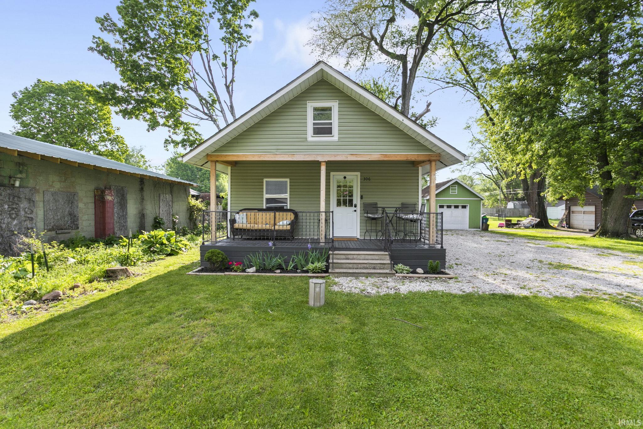 306 S Apple Road Osceola IN 46561