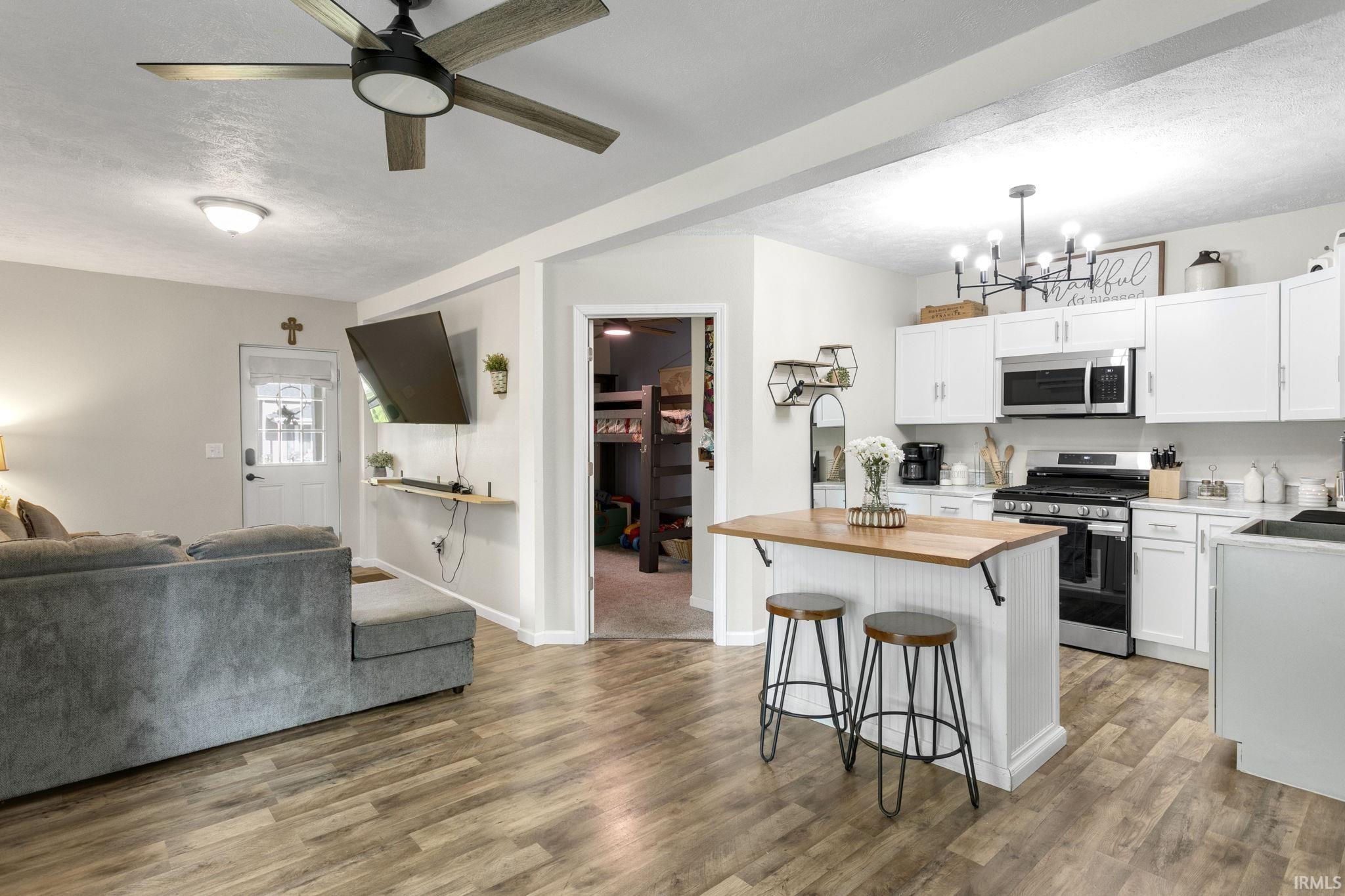 306 S Apple Road Osceola IN 46561