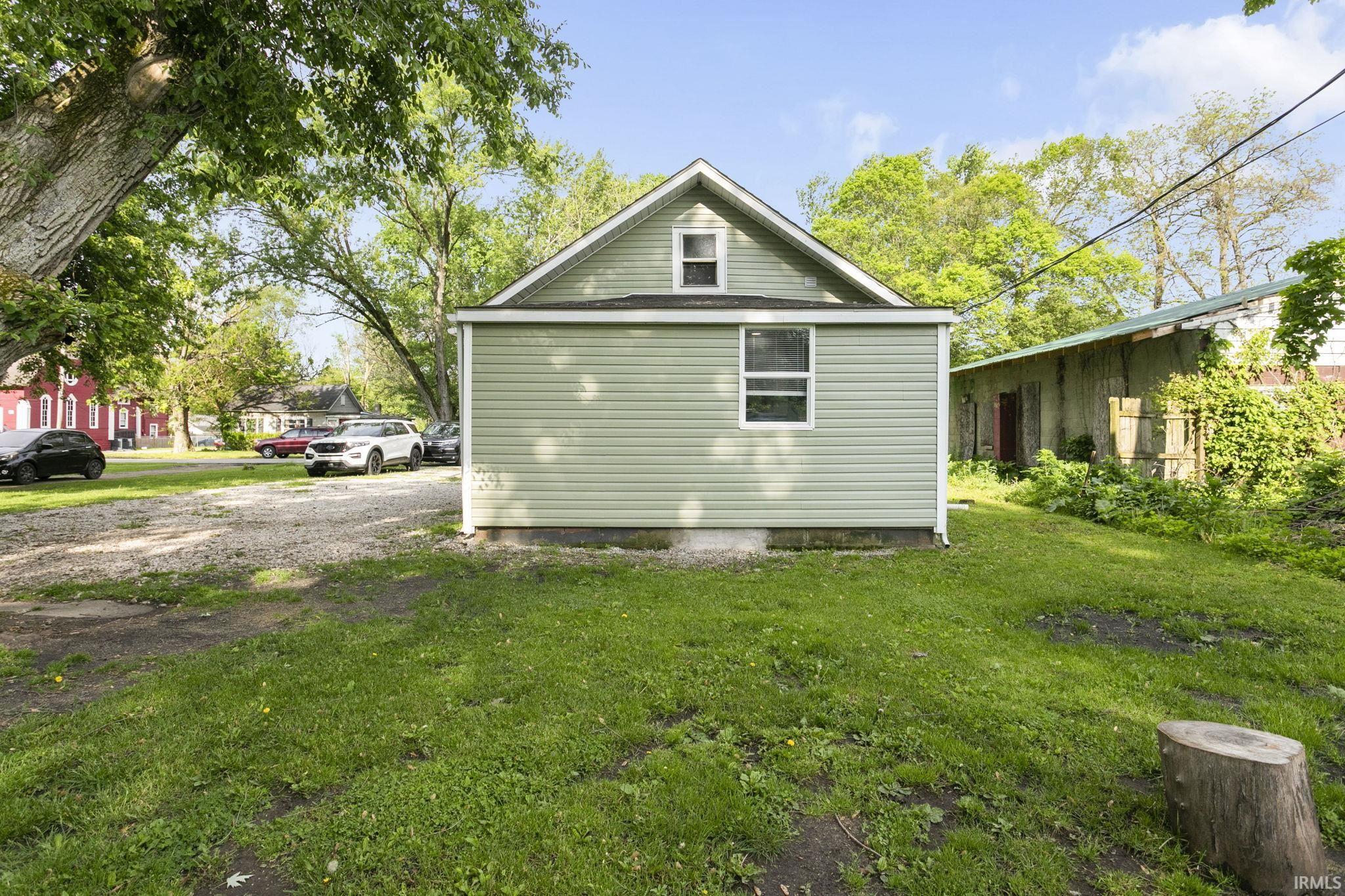306 S Apple Road Osceola IN 46561