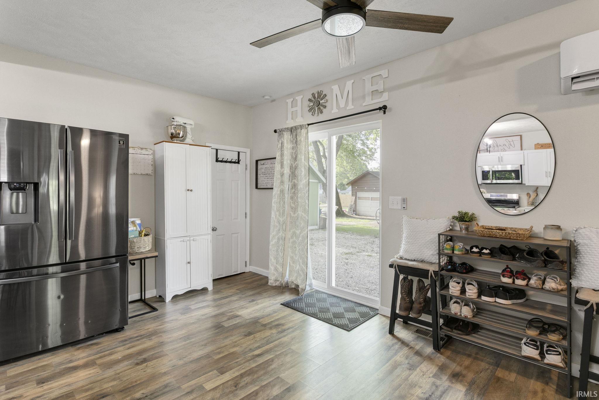 306 S Apple Road Osceola IN 46561