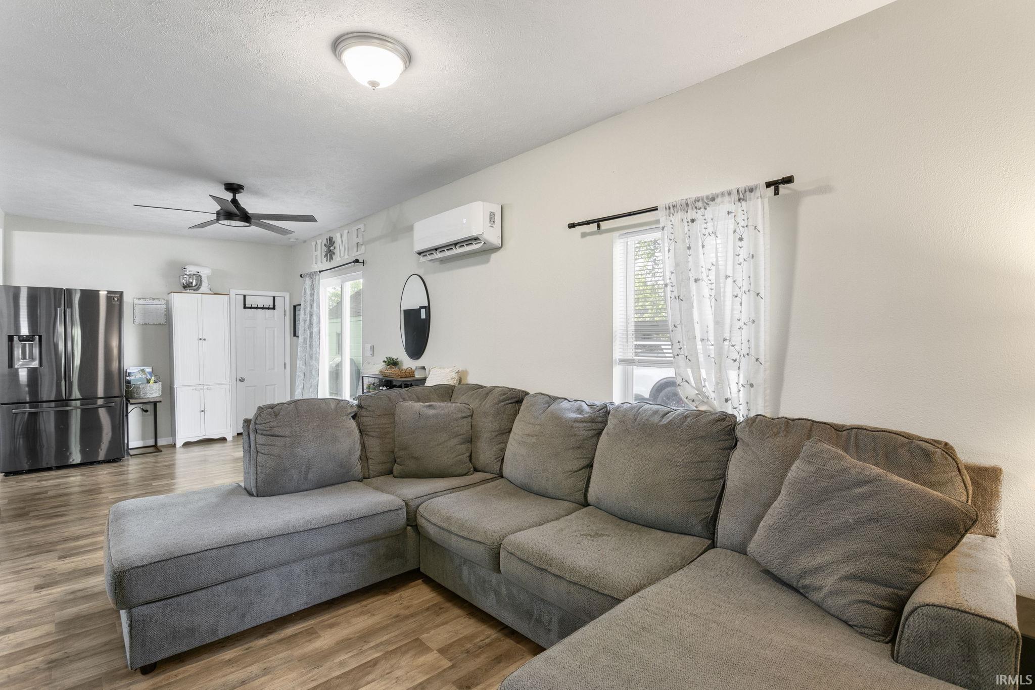 306 S Apple Road Osceola IN 46561