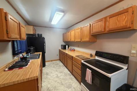 9845 E Jackson Street Otwell IN 47564