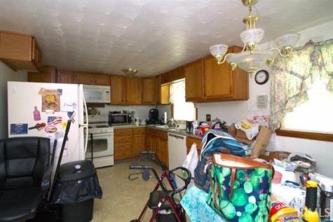 5712 S Delmar Road Marion IN 46953