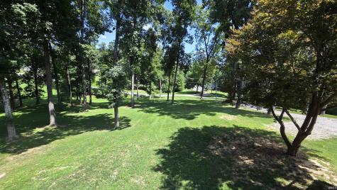 522 Dogwood Hill Loogootee IN 47553