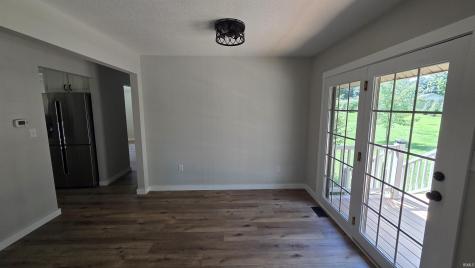 522 Dogwood Hill Loogootee IN 47553