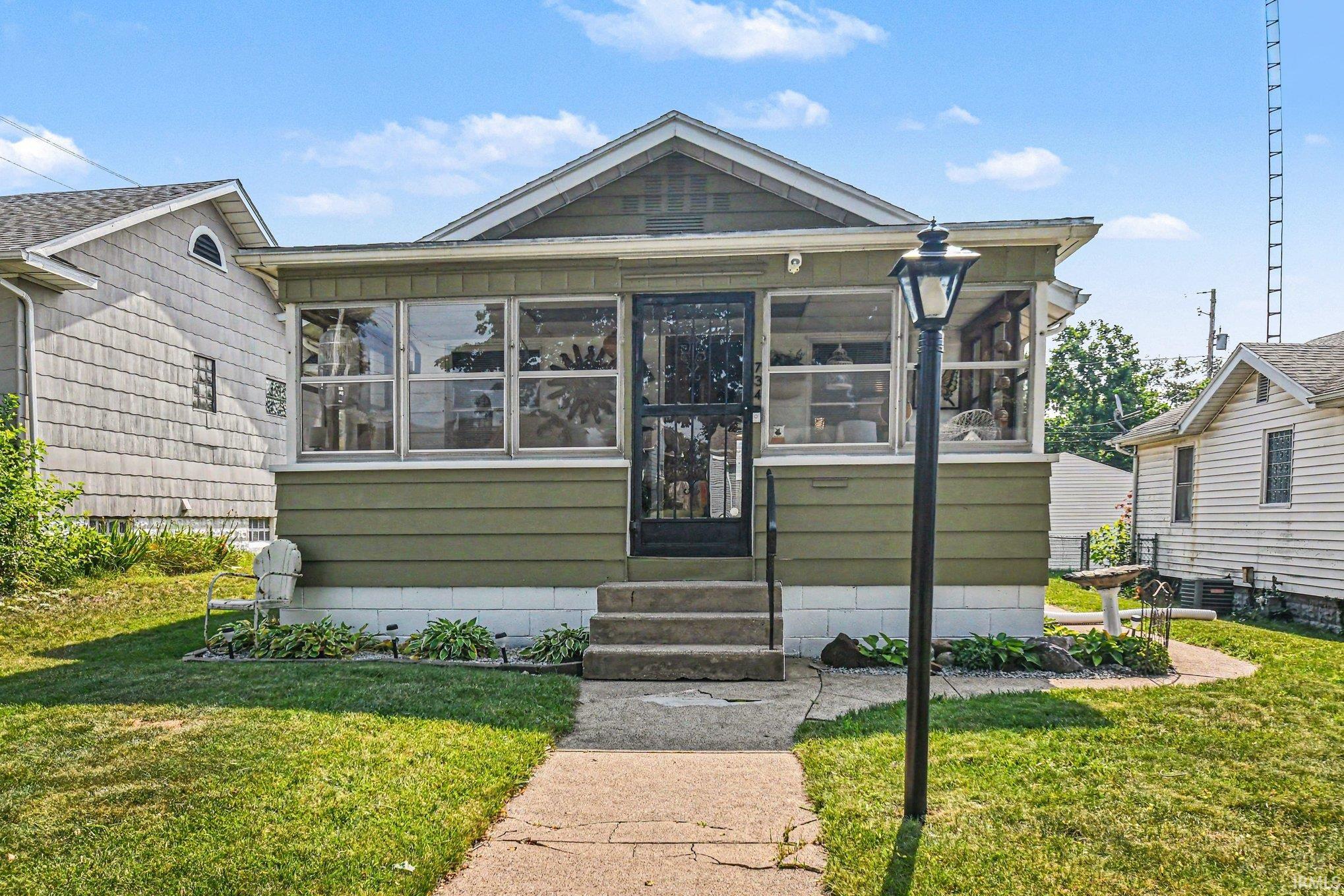 734 S 31st Street South Bend IN 46615