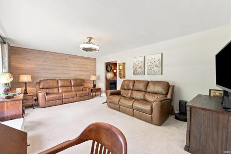 401 N Aspen Lane Muncie IN 47304