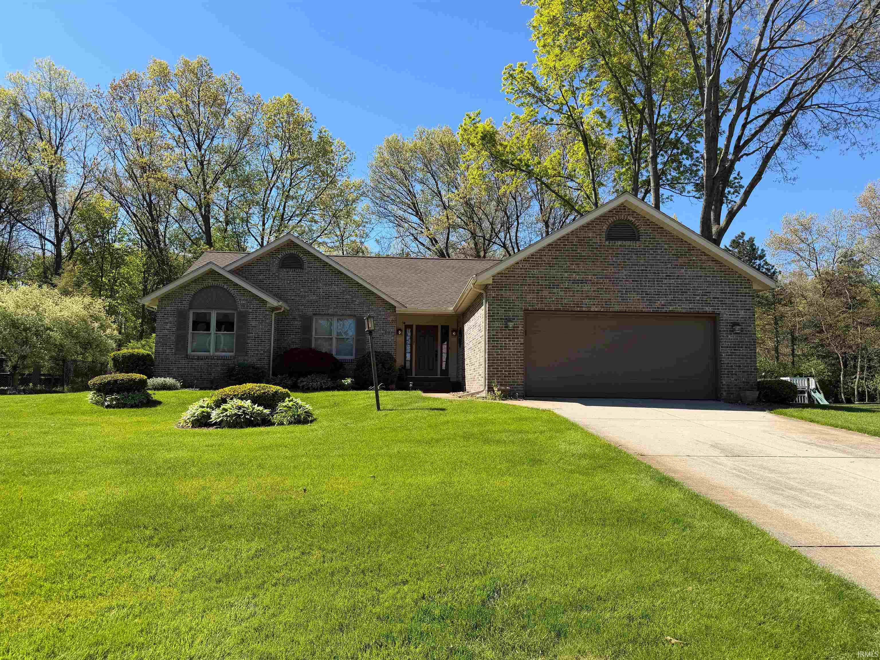 30084 Cobus Lake Drive Elkhart IN 46514