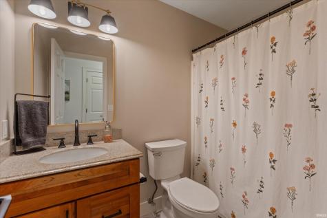 51215 Enchanted Oak Court South Bend IN 46628