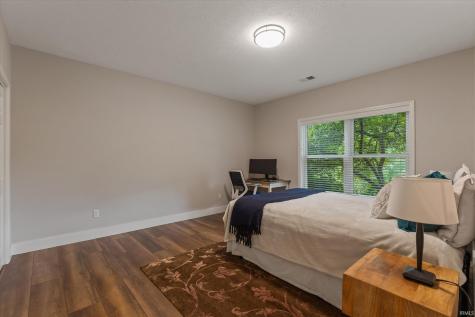51215 Enchanted Oak Court South Bend IN 46628
