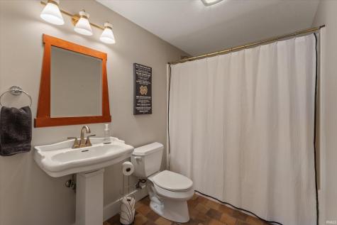 51215 Enchanted Oak Court South Bend IN 46628