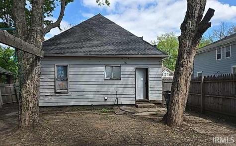 1911 Leer Street South Bend IN 46613