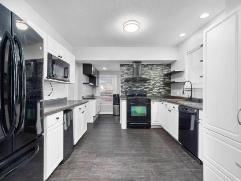 2713 Fairfield Avenue Fort Wayne IN 46807