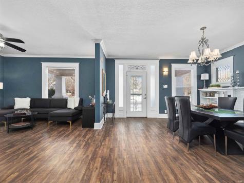 2713 Fairfield Avenue Fort Wayne IN 46807