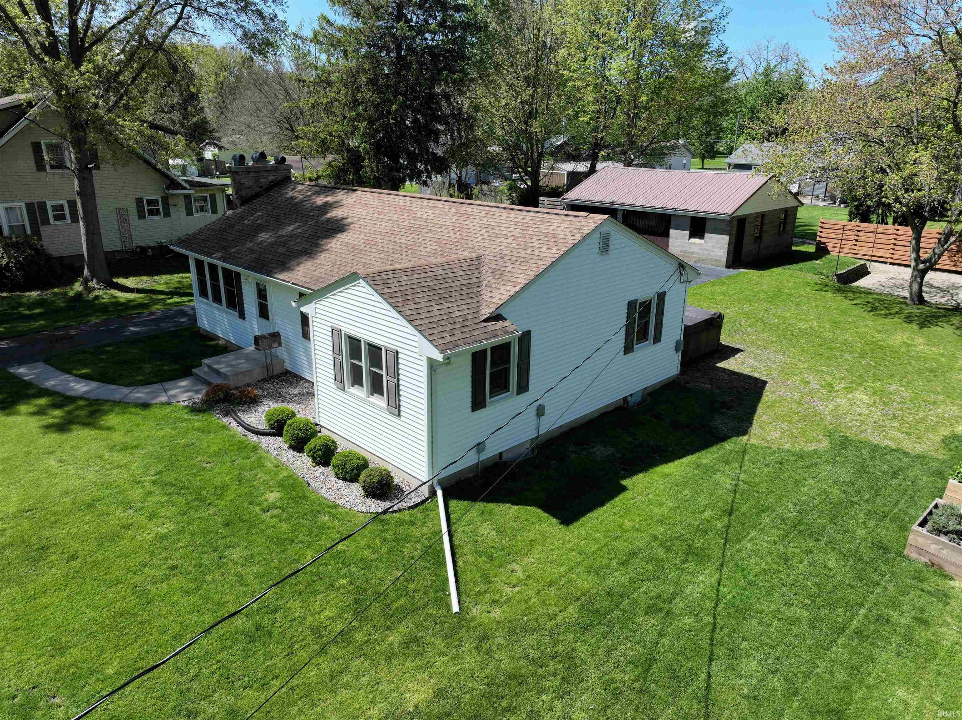 511 E Patterson Street Lakeville IN 46536