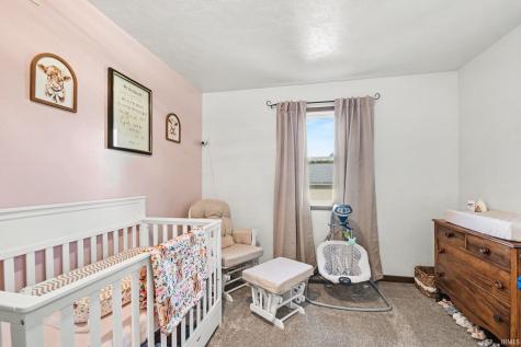9285 E Sleepy Hollow Parkway Cromwell IN 46732
