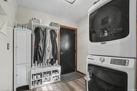 9285 E Sleepy Hollow Parkway Cromwell IN 46732