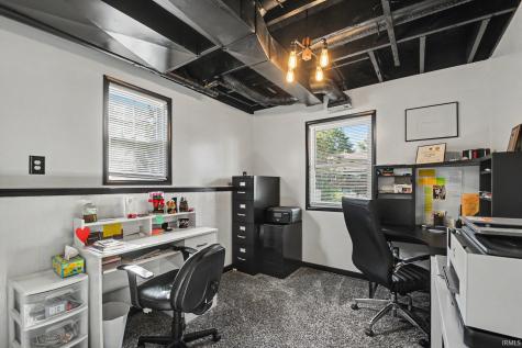 9285 E Sleepy Hollow Parkway Cromwell IN 46732