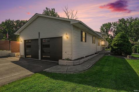 9285 E Sleepy Hollow Parkway Cromwell IN 46732