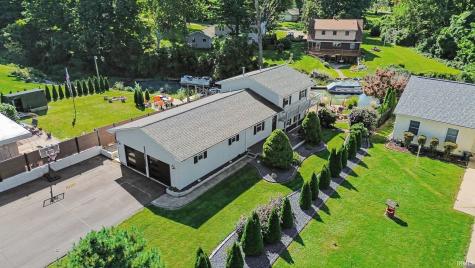 9285 E Sleepy Hollow Parkway Cromwell IN 46732