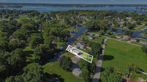 9285 E Sleepy Hollow Parkway Cromwell IN 46732
