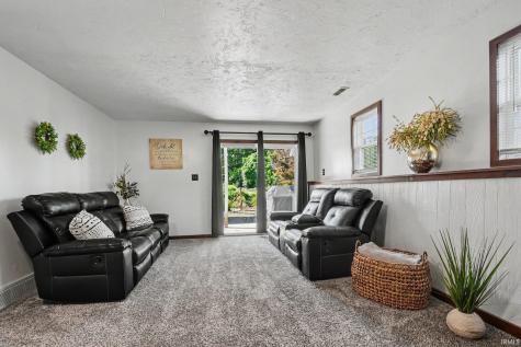 9285 E Sleepy Hollow Parkway Cromwell IN 46732