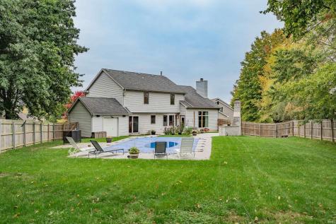 11326 Lyndhurst Court Fort Wayne IN 46845