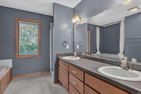 11326 Lyndhurst Court Fort Wayne IN 46845