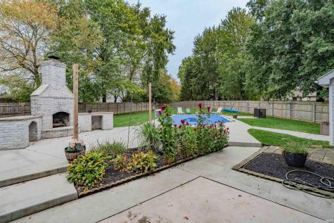 11326 Lyndhurst Court Fort Wayne IN 46845