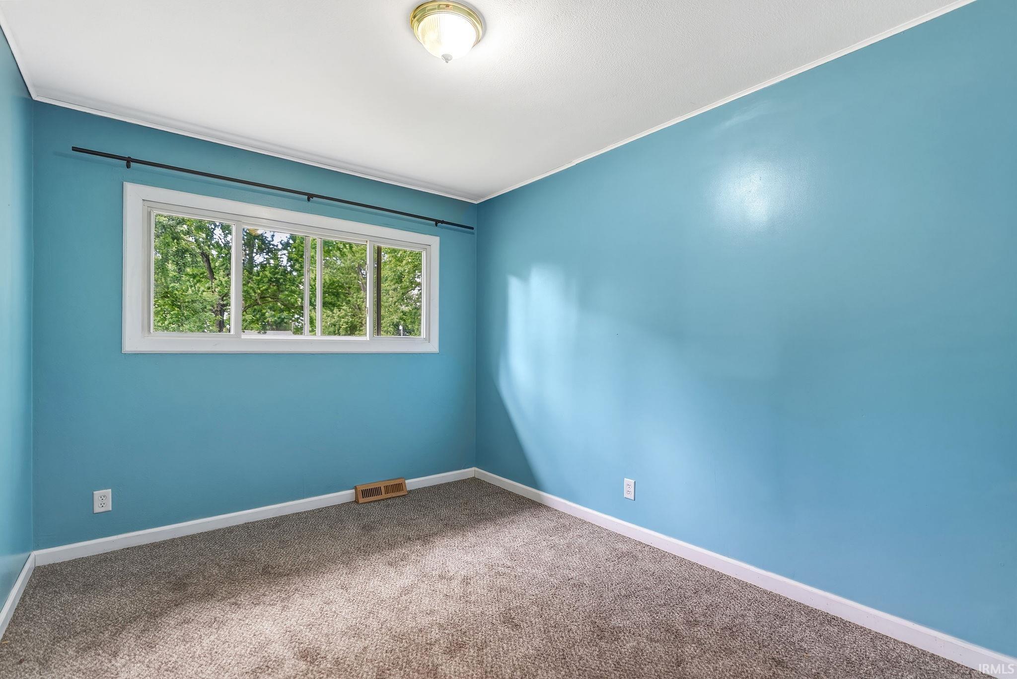 102 Ramar Drive Warsaw IN 46580