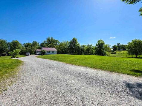 14534 W 900 N Jasonville IN 47438