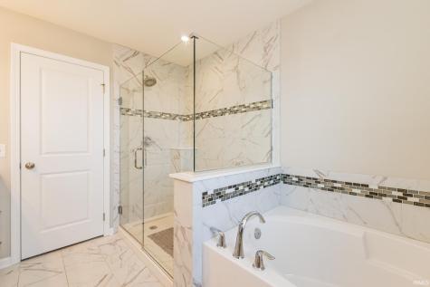 11720 Fazio Drive Fort Wayne IN 46818