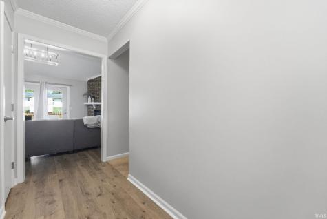 2218 Foxboro Drive Fort Wayne IN 46818