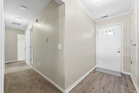 2218 Foxboro Drive Fort Wayne IN 46818