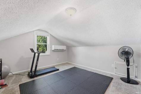 2218 Foxboro Drive Fort Wayne IN 46818