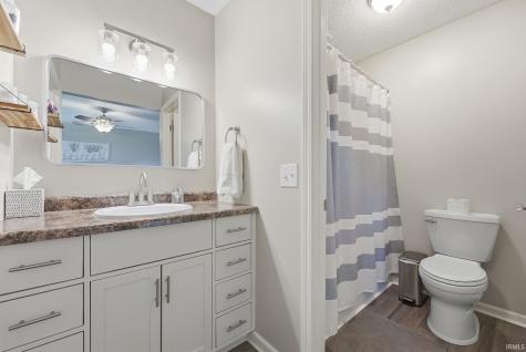 2218 Foxboro Drive Fort Wayne IN 46818