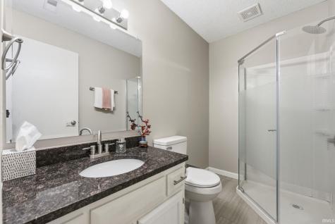 2218 Foxboro Drive Fort Wayne IN 46818
